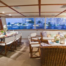 Wild Dawn Yacht 