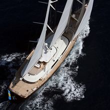 Caoz 14 Yacht Running Shot - Overhead