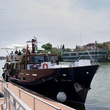 Falcao Uno Yacht 