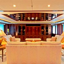 Tobi Star Yacht Main Salon 
