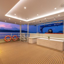 Vanora Yacht 