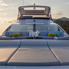 Solstice Yacht 