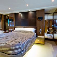 Carte Blanche III Yacht 