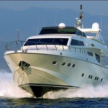 Beyond II Yacht 