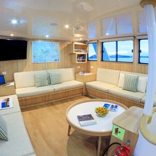 Pinguino Explorer Yacht 