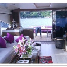 Hip Nautist Yacht 