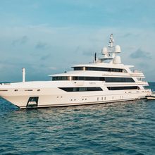 The Jewel Yacht 