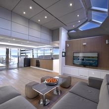 Blue Belly Yacht 