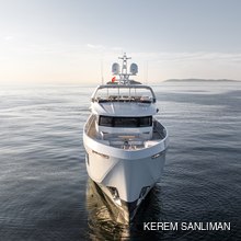 Mitan Yacht 