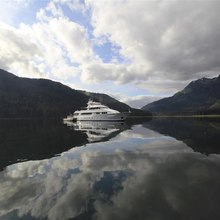 Serenity Yacht 