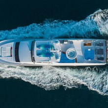 Two Seas Yacht 