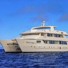 Treasure Yacht 