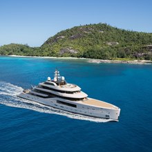 Pangea Yacht 