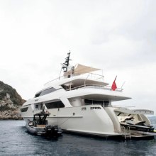 Therapy Yacht 