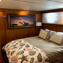 Tortuga Yacht 
