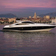 Glorious Yacht 