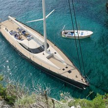 Thila Yacht 