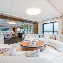 M Yacht 