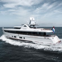 Solemates V Yacht 