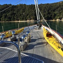 Yonder Star Yacht 