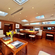 Ocho Yacht 