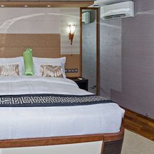 Maldives Crown Yacht 