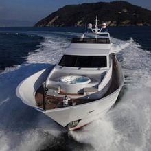 Aurora Yacht 