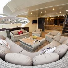 Skylight Yacht 