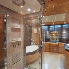 Lady MM Yacht Shower Room