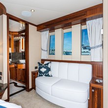 Phantom Yacht 