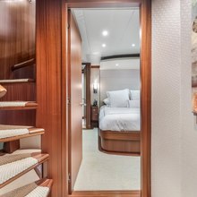 Aurora Yacht 