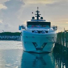 Sea Glass Yacht 