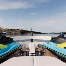X One Yacht 
