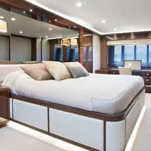 Mira Yacht 