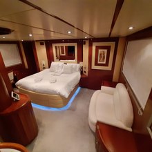Naughty By Nature Yacht 