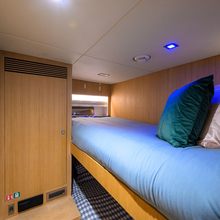Aqua Life Yacht 