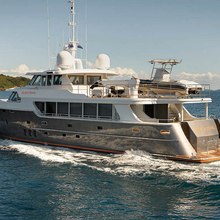 Black Pearl Yacht 