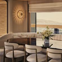 M Yacht 