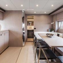 Largo Yacht 