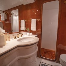Shalimar Yacht 