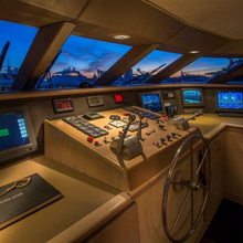 Cru Yacht 