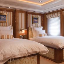 Oasis I Yacht 