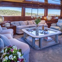 Marvi De Yacht 