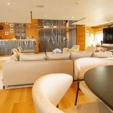 Darling Yacht 
