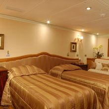 M5 Yacht Twin Stateroom