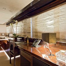 Seven S Yacht Master Office & Seating