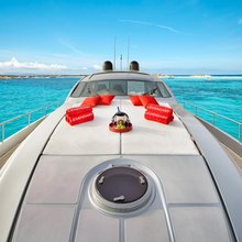 Legendary Yacht 