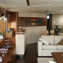 Melinda V Yacht 