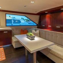 Cru Yacht 