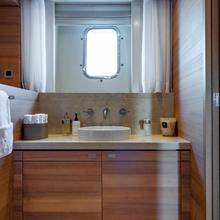Mouna Yacht 